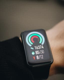 Trailmark AMOLED Fitness Band